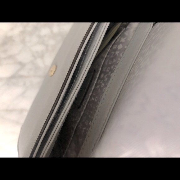 Kate Spade Small Carsen Crossbody - Picture 2 of 2